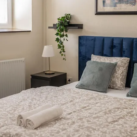 아파트 Comfy & Homy Vibe In The Heart Of 부다페스트