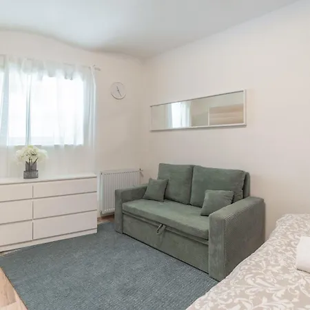 Comfy & Homy Vibe In The Heart Of