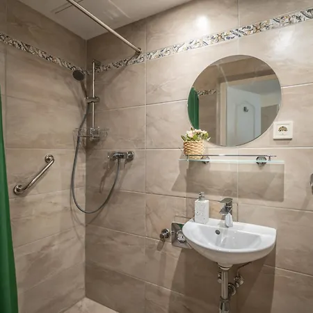 Comfy & Homy Vibe In The Heart Of Apartman *
