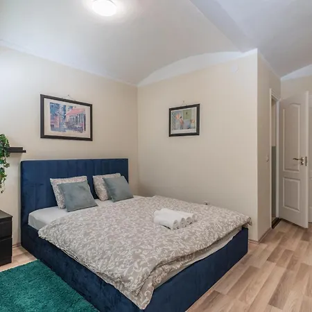Comfy & Homy Vibe In The Heart Of