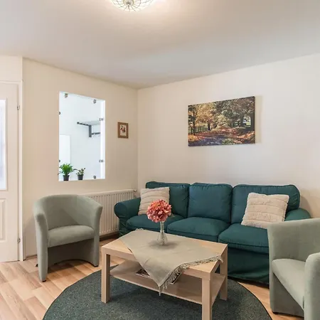 Comfy & Homy Vibe In The Heart Of